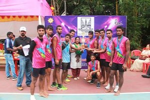 volleyball2015-16-300×2251