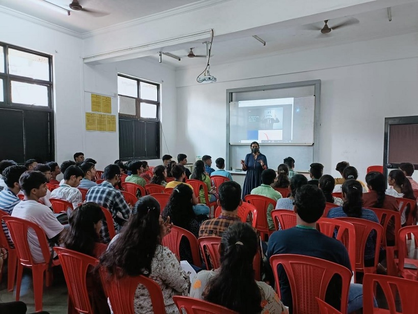 Training-Session-for-Candidates-Prior-to-the-Accenture-Interview-2022-23-1