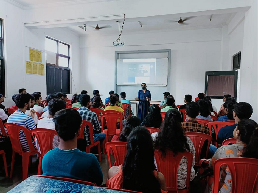 Training-Session-for-Candidates-Prior-to-the-Accenture-Interview-2022-23-2