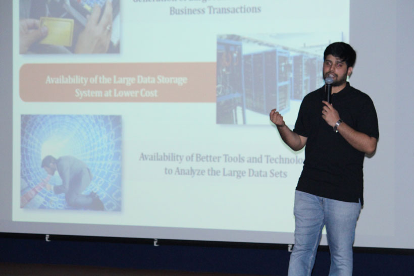Seminar-on-Data-Analytics-Hadoop-and-Big-Data-2