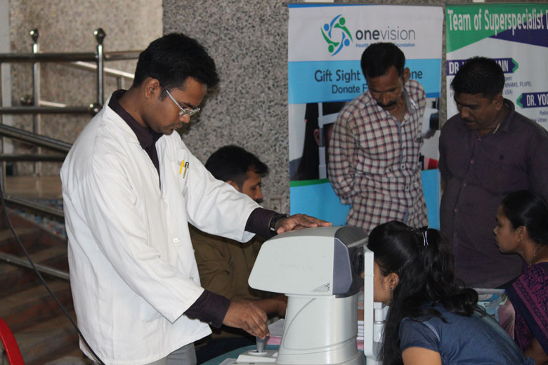 free-eye-check-up-camp-2