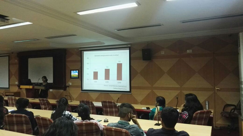 power-point-presentation-competition-on-recent-issues-in-economics-2