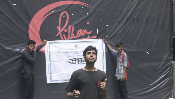 street-play-on-road-safety-1