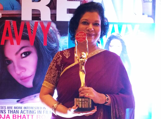 DrDaphnePillaireceivedSavvyHonoursAward-2